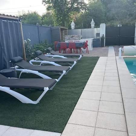 Maison Cosy Avec Piscine Proche Des Vignobles Bordelais Hébergement de vacances